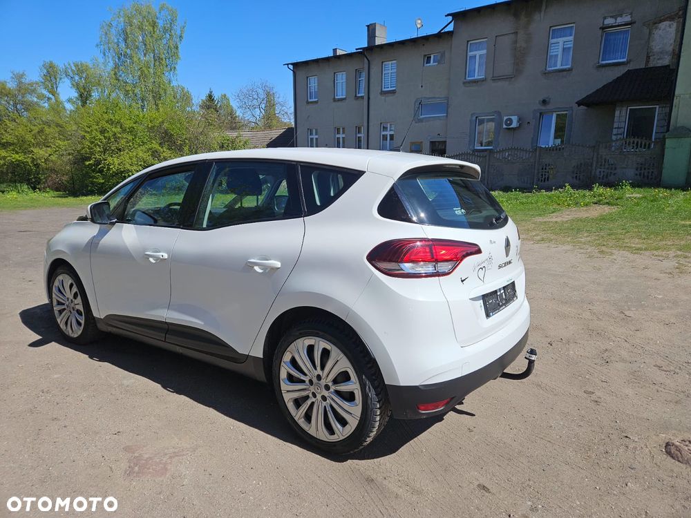 Renault Scenic - 16