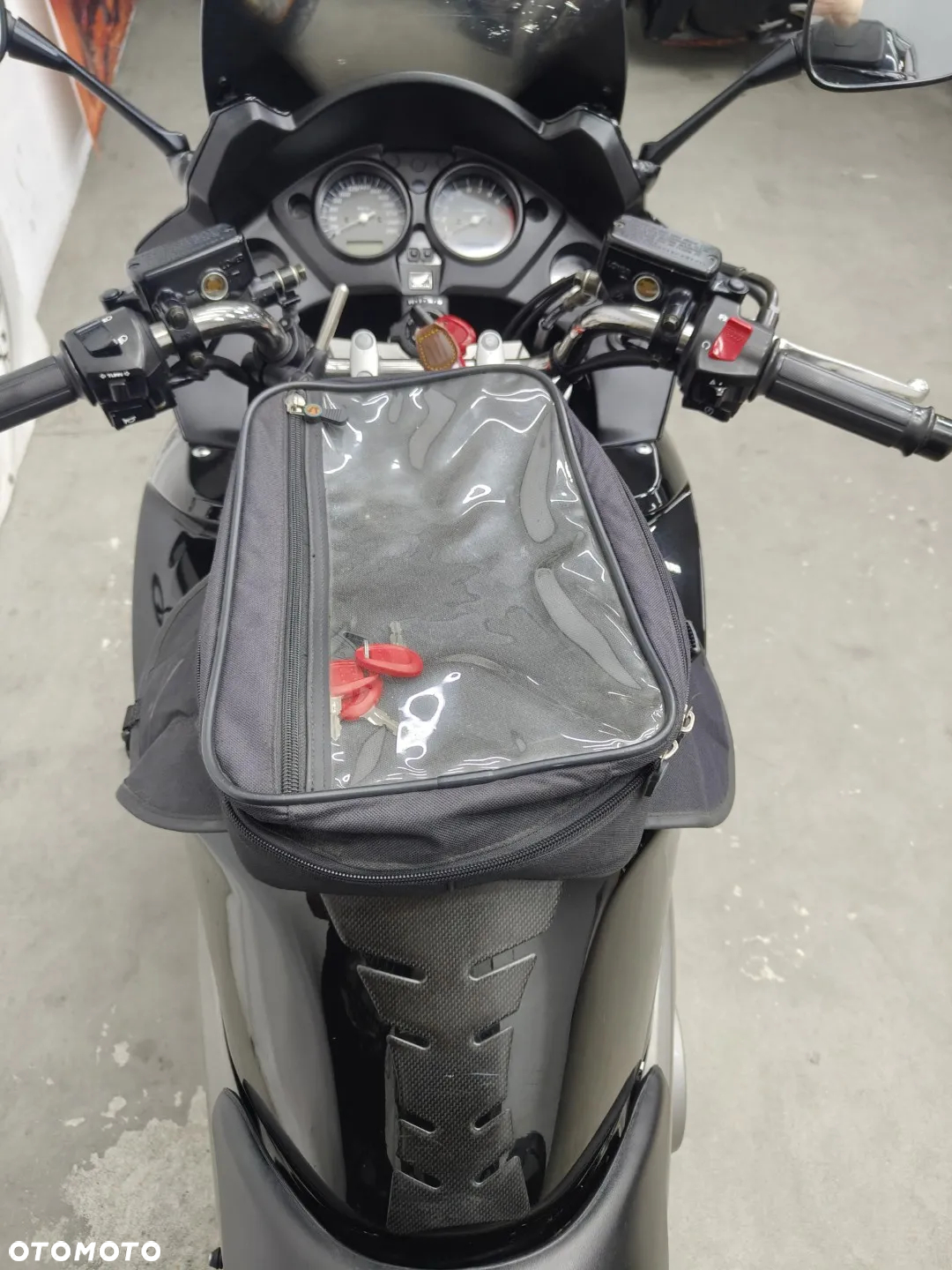 Honda CBF - 13