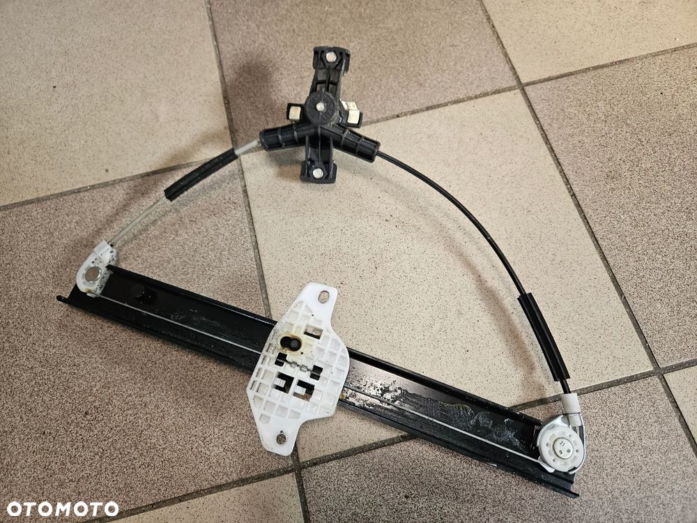 Klamka lewa prawa tył tylna podnośnik listwa zgarniająca Chevrolet Spark M300 2011r Europa - 5