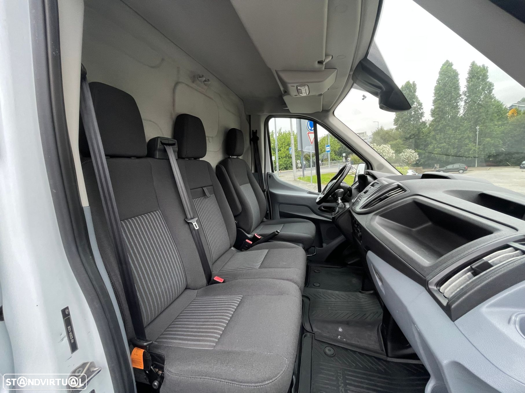 Ford Transit 2.0 TDCi L3H2 - 22