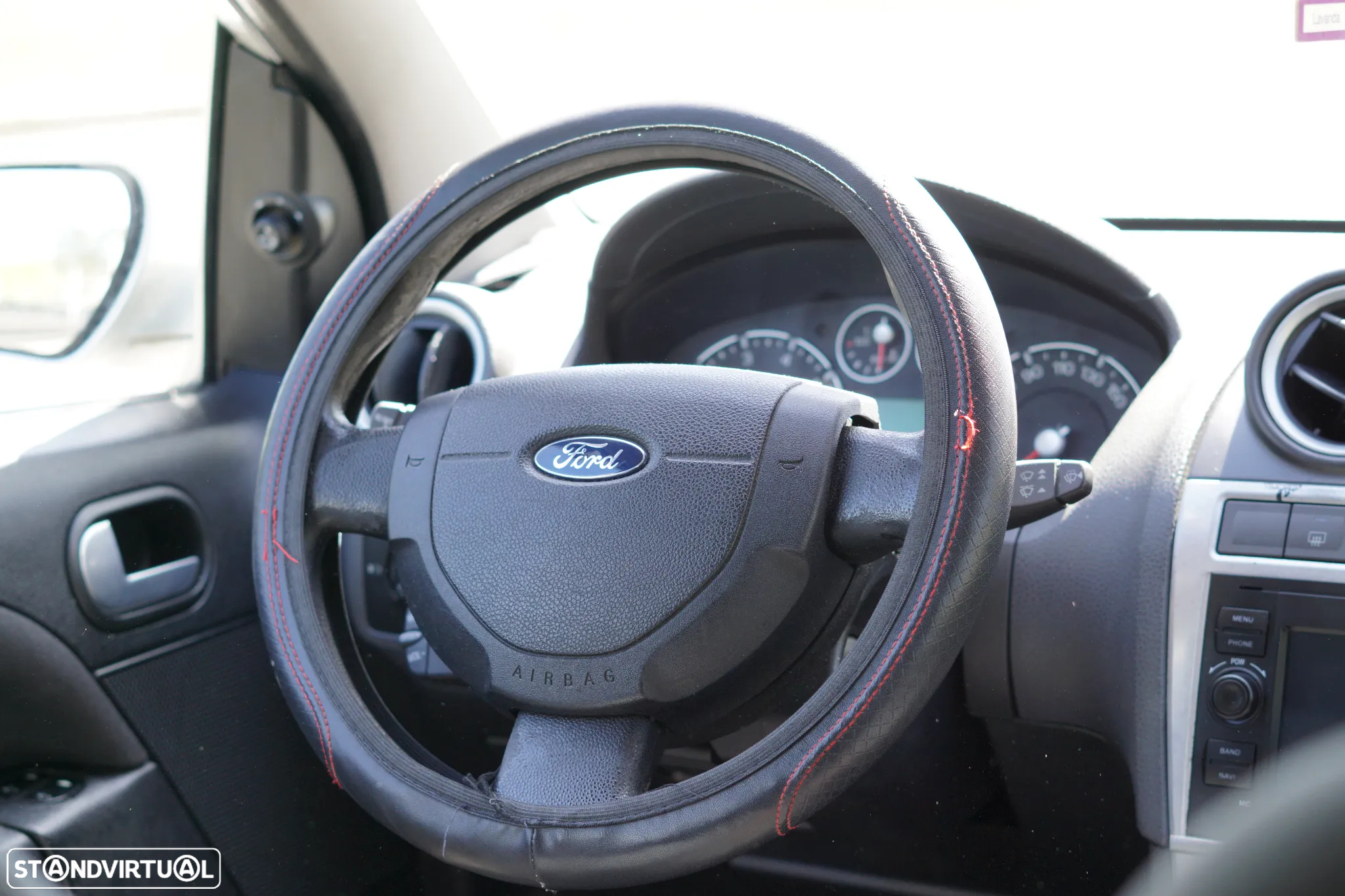 Ford Fiesta - 14