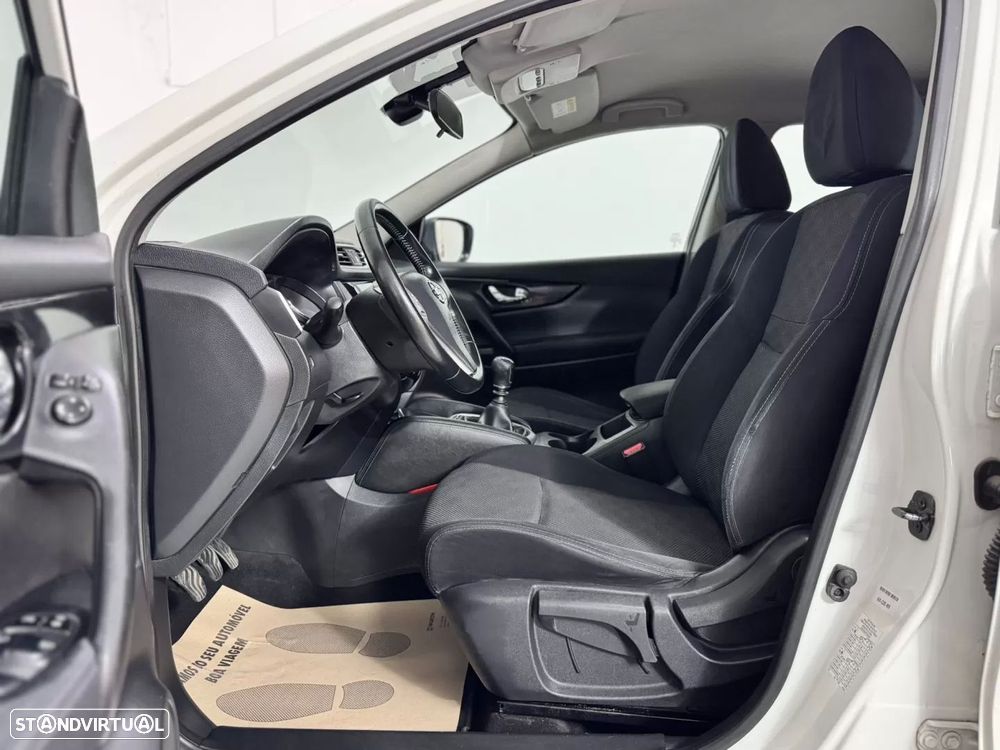 Nissan Qashqai 1.5 dCi Acenta Connect - 19