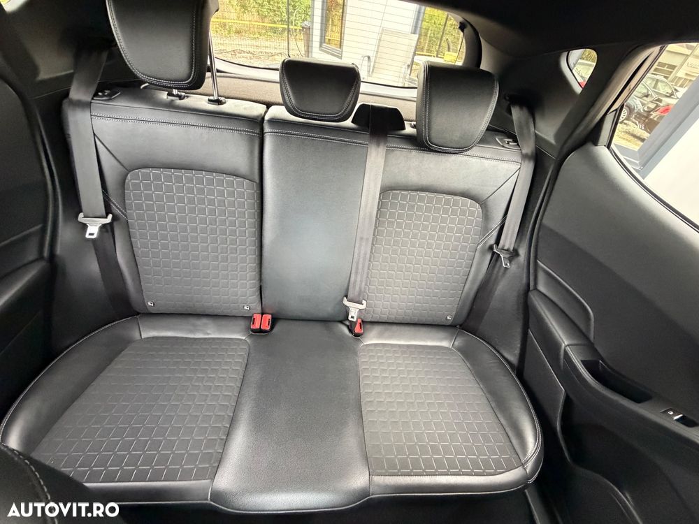 Ford Fiesta - 20