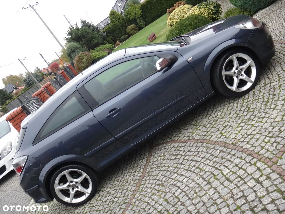 Opel Astra III GTC 1.8 Sport - 23