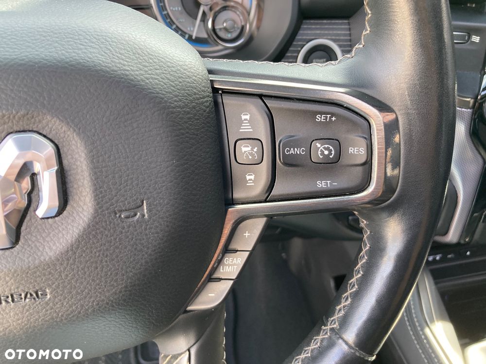 Dodge RAM 1500 5.7 4x4 - 38