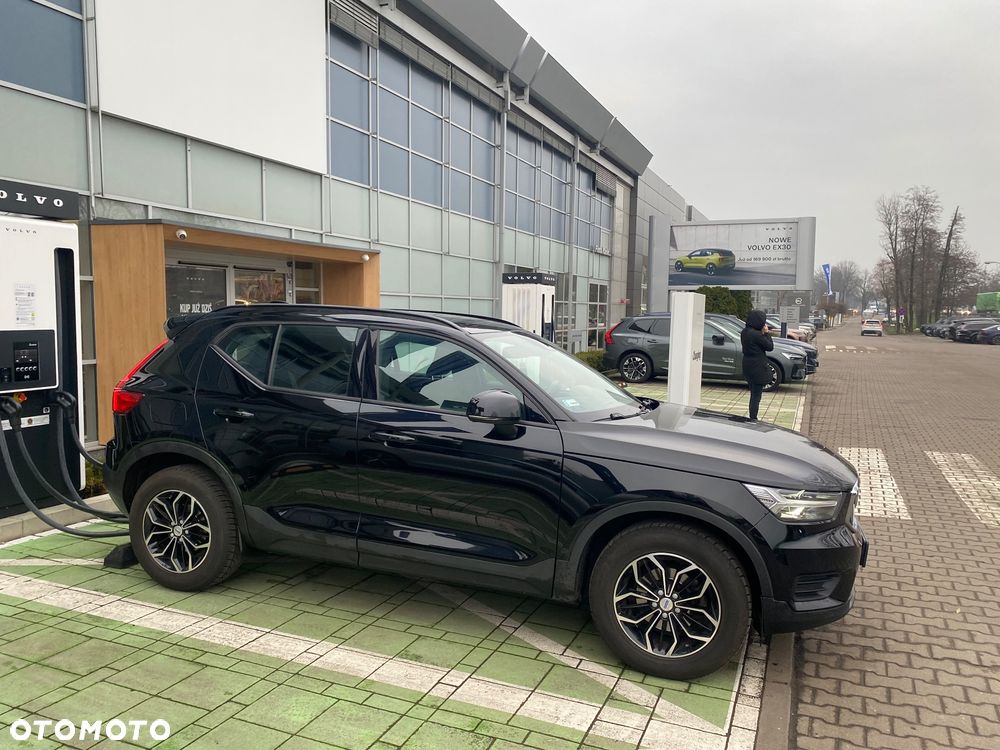 Volvo XC 40 T3 Momentum Core - 3