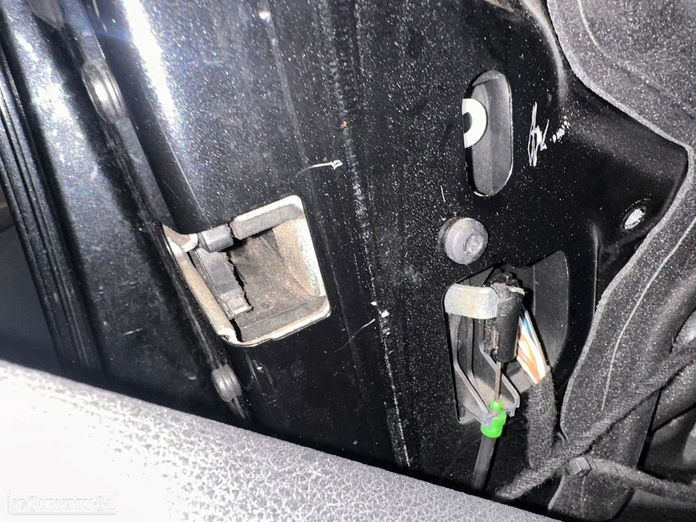 BMW E83 X3 3.0 D para peças - 19