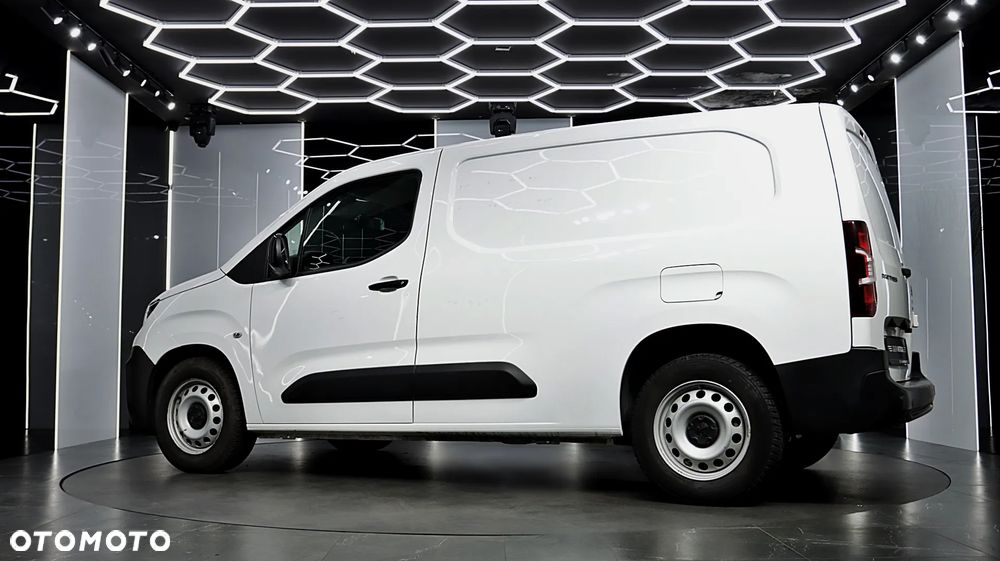 Peugeot Partner 1.5 BlueHDi 100 PREMIUM Long 950 4d - 5