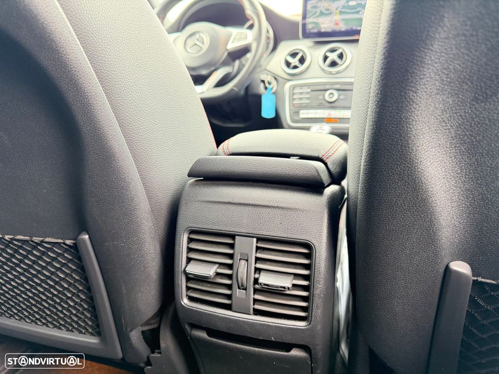 Mercedes-Benz CLA 180 d Shooting Brake AMG Line - 40