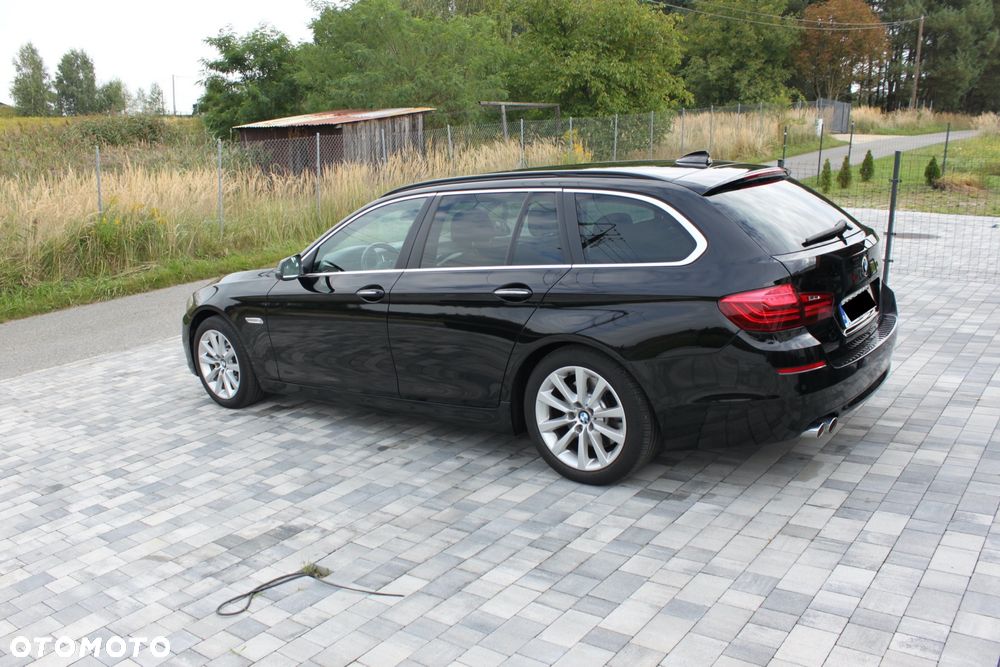 BMW Seria 5 530d xDrive - 2