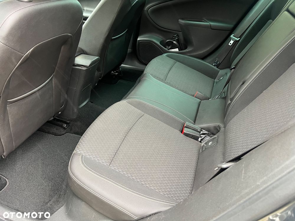 Opel Astra 1.4 Turbo Sports Tourer Business - 33