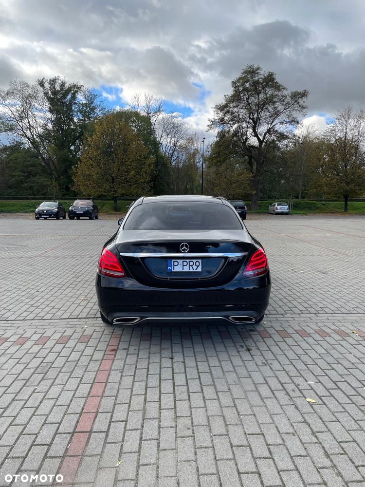 Mercedes-Benz Klasa C 300 7G-TRONIC - 6