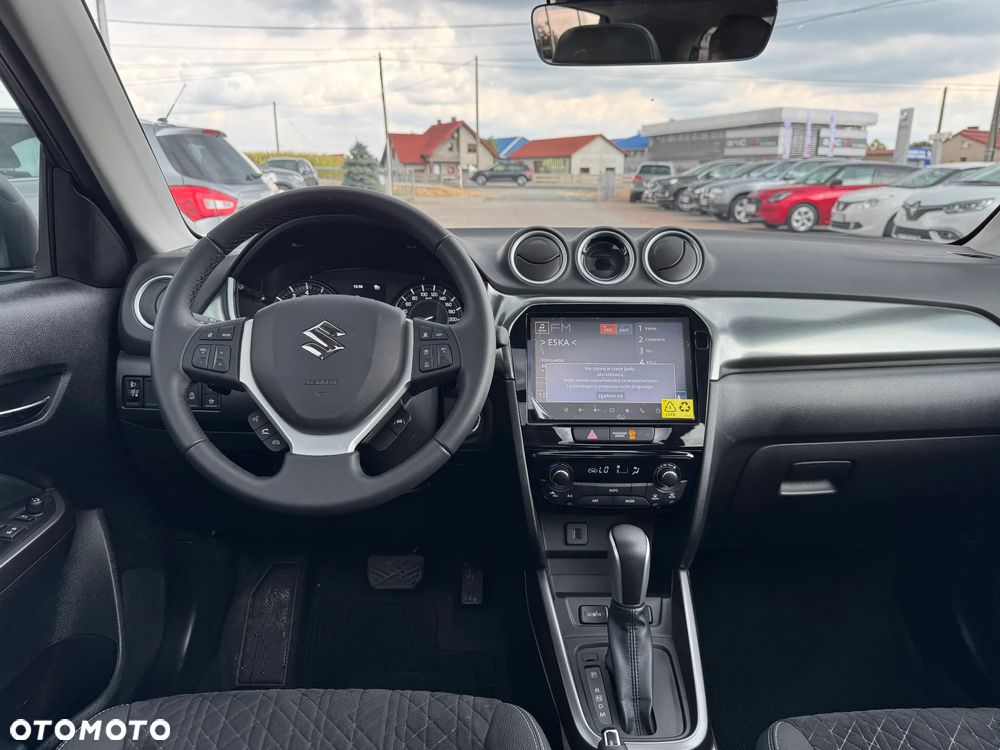 Suzuki Vitara 1.4 Boosterjet mHEV Elegance Sun 2WD - 8