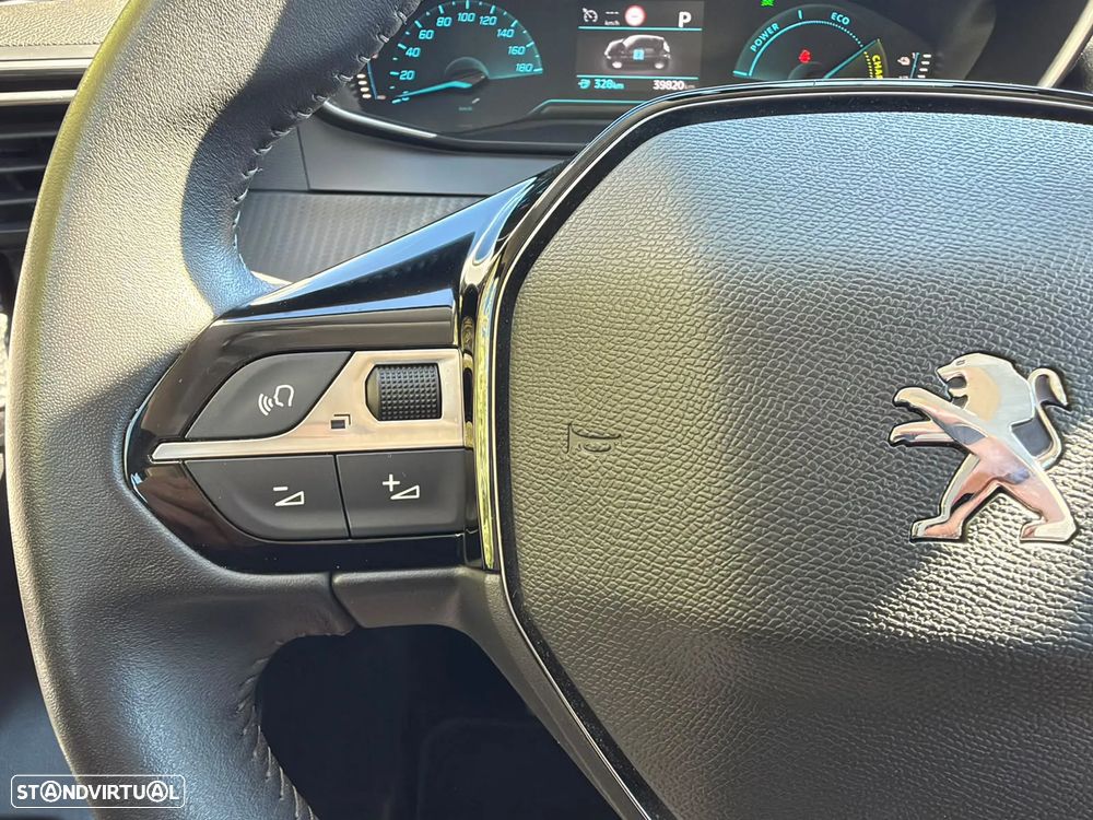 Peugeot e-208 Active Pack - 17