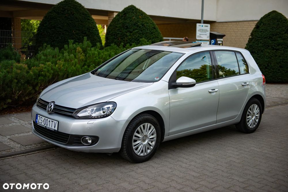 Volkswagen Golf 1.6 TDI BlueMotion Technology DSG Comfortline - 2