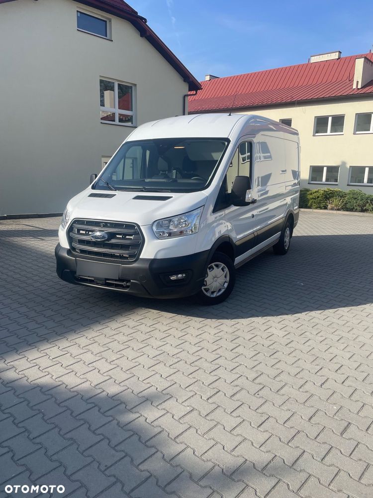 Ford Transit - 1