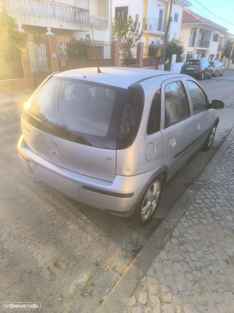 Opel Corsa - 8