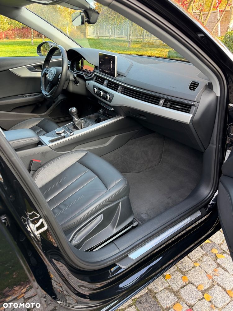 Audi A4 Avant 2.0 TDI ultra design - 14