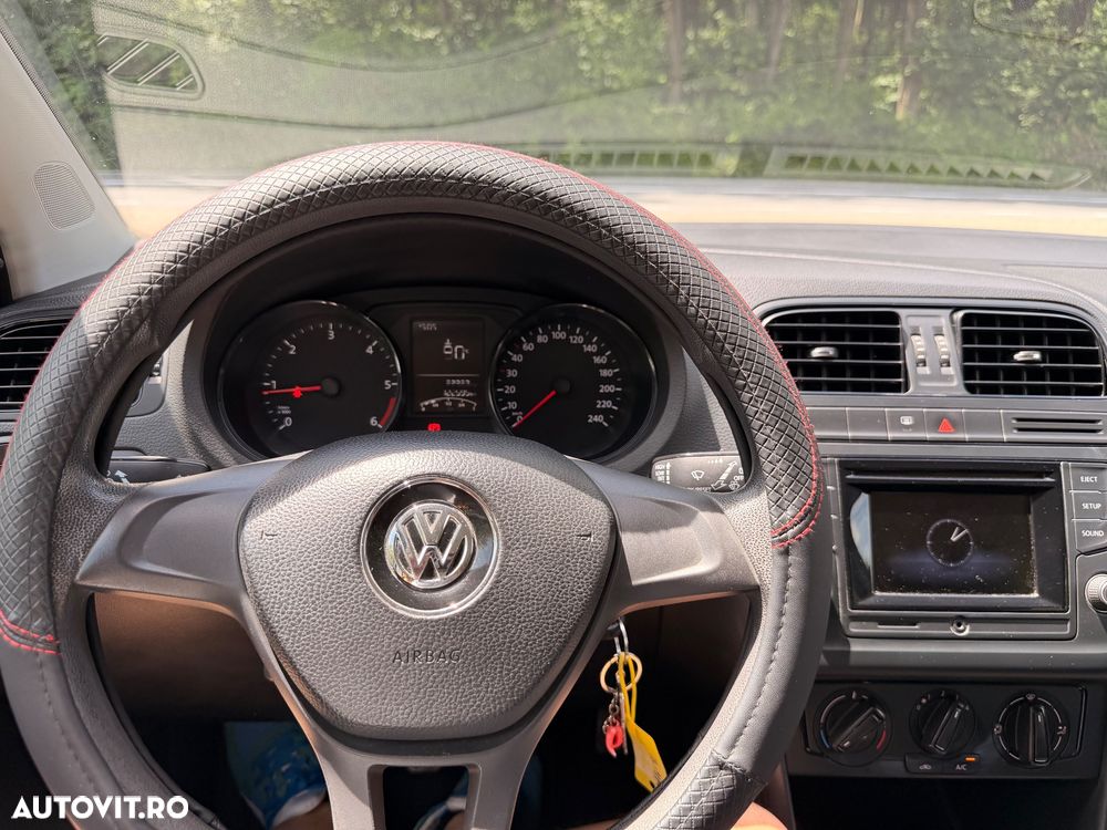 VOLKSWAGEN Polo 2016 — imagine 12