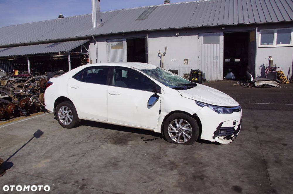 Auto na części - Toyota Corolla E16 XI Lift 1.6 Valvematic 132 KM 1ZR-FAE 3040020110 040 2016R Drzwi Szyby Klapa Zderzak Silnik Skrzynia Komputer Licznik Radio Konsola Moduł - 10