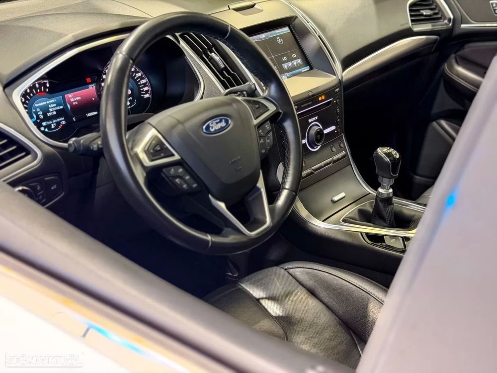 Ford S-Max 2.0 TDCi Titanium - 21