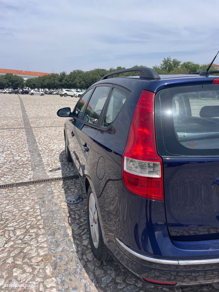 Hyundai i30 CW 1.6 CRDi Comfort - 14
