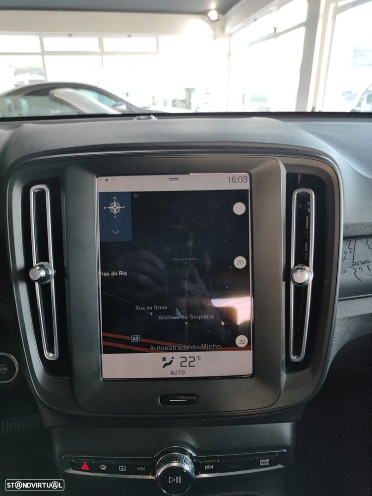 Volvo XC 40 1.5 T4 PHEV Essential - 22