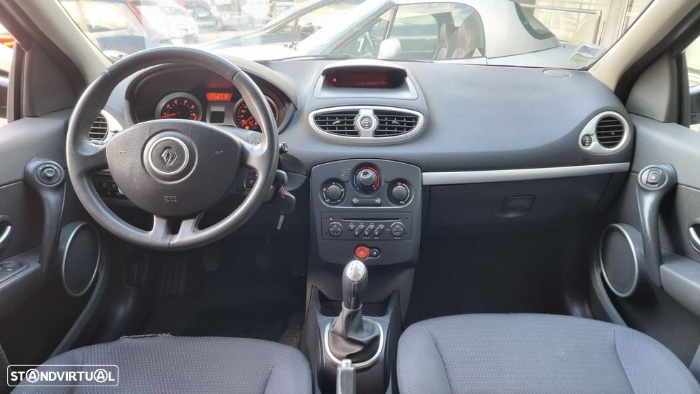 Renault Clio 1.2 16V Confort - 5