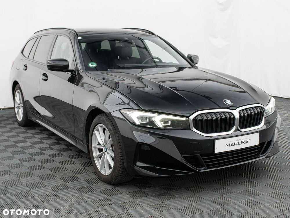 BMW 318D 2023 photo 3