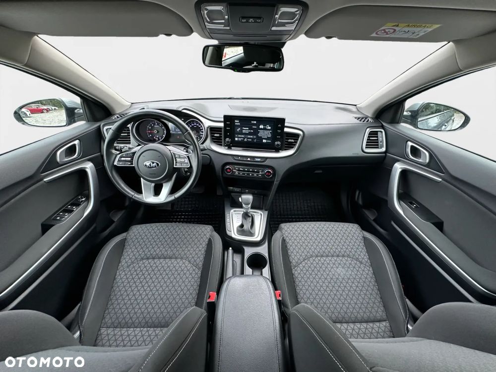 Kia Ceed 1.4 T-GDI M DCT - 9