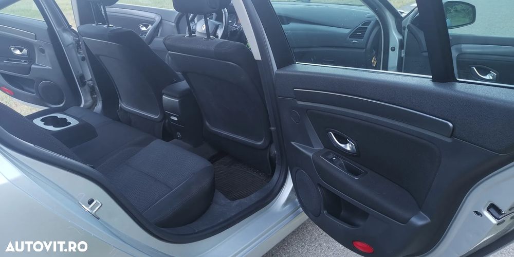 Renault Laguna - 13