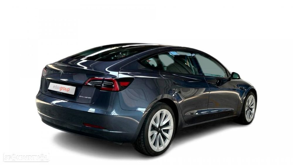 Tesla Model 3 Long-Range Dual Motor AWD - 2