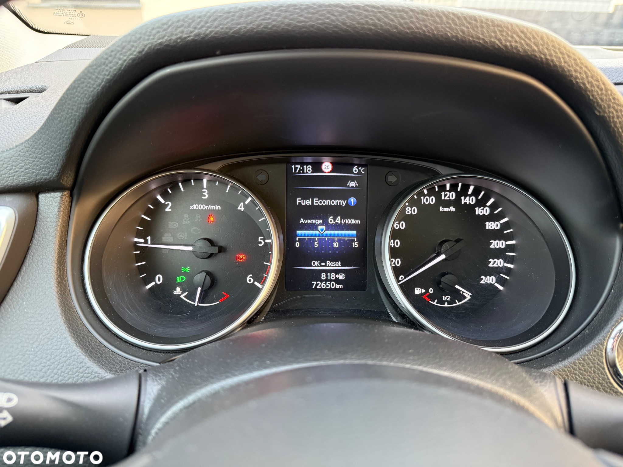 Nissan Qashqai 1.5 dCi N-Connecta - 13