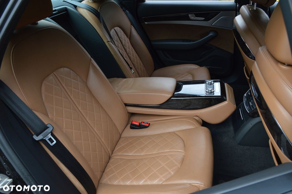 Audi A8 3.0 TDI DPF clean quattro tiptronic - 27