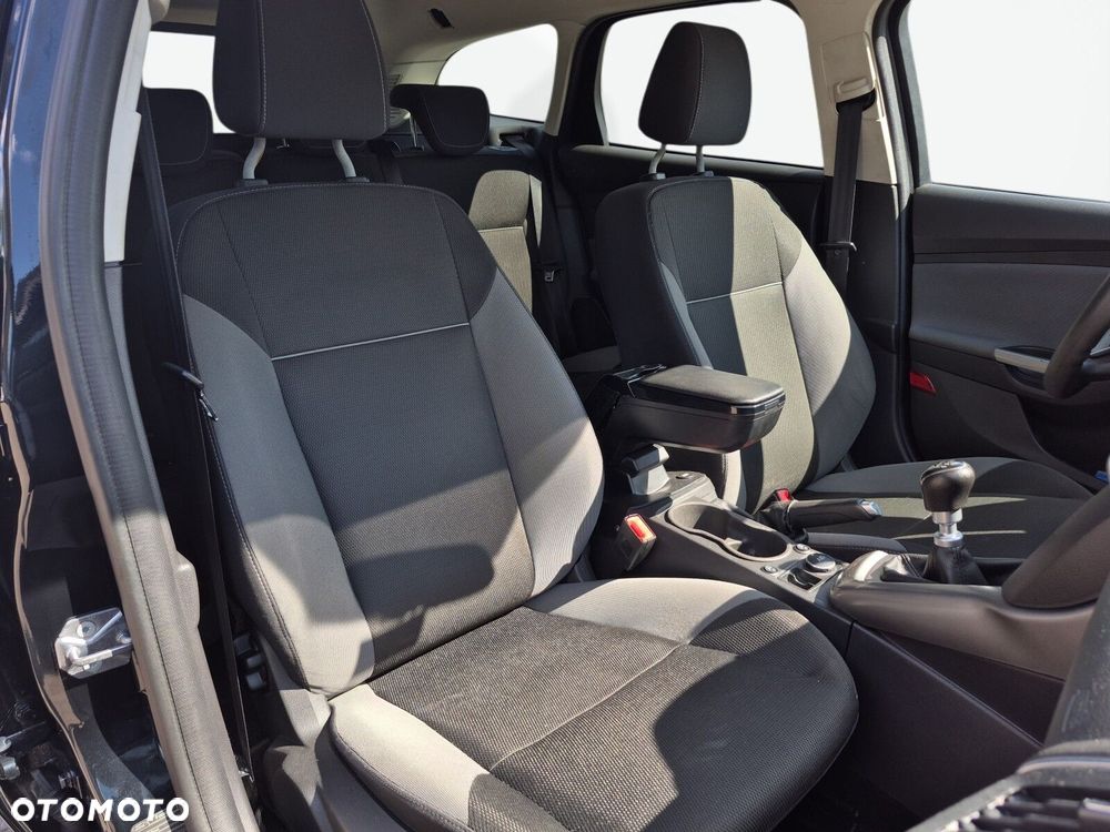 Ford Focus - 15
