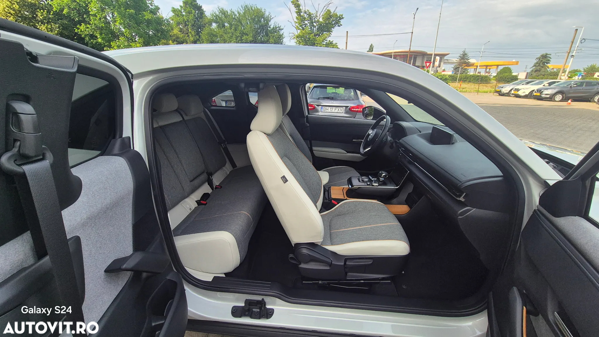 Mazda MX-30 e-Skyactiv EV Exclusive-Line - 13