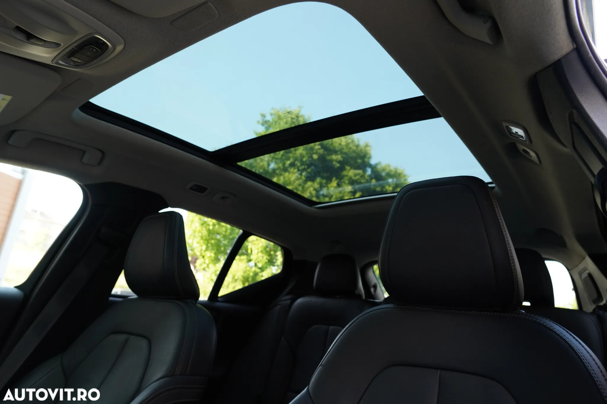 Volvo XC 40 D4 AWD Geartronic Inscription - 14