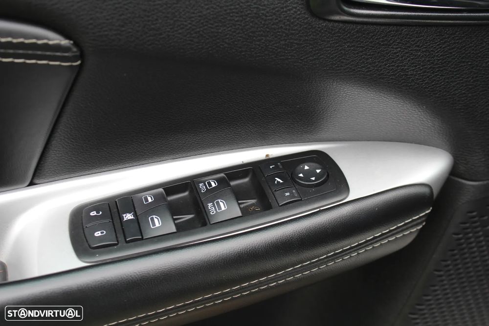 Fiat Freemont 2.0 Multijet 16V DPF Auto 4WD Lounge - 9