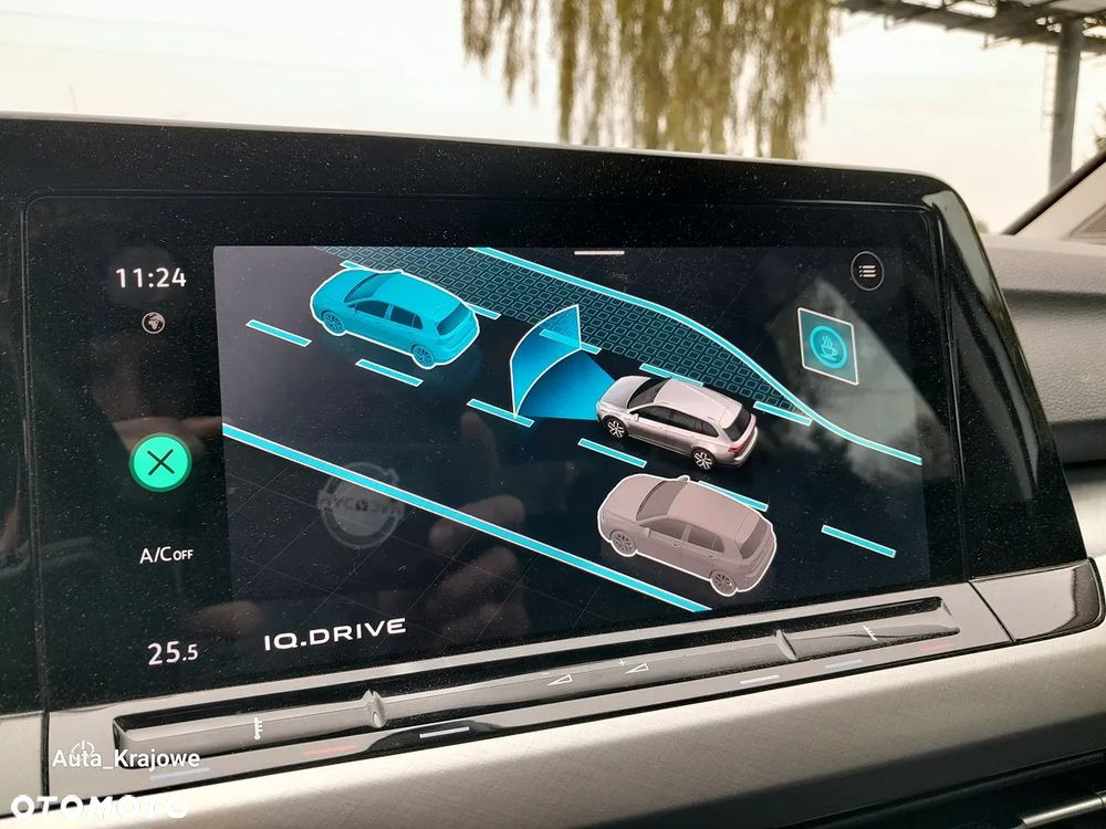 Volkswagen Golf 1.5 eTSI EVO Life DSG - 22