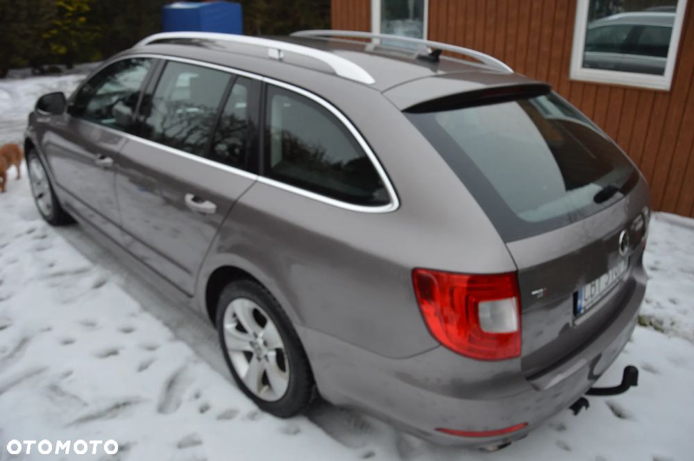 Skoda Superb 1.8 TSI Exclusive - 5
