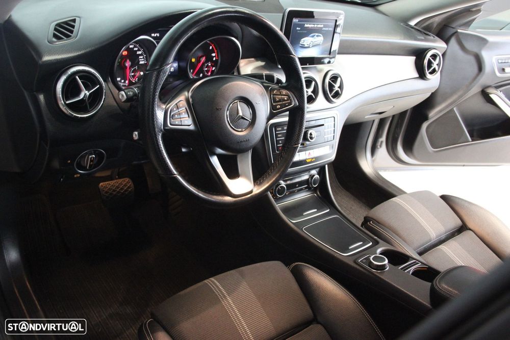 Mercedes-Benz CLA 200 d Shooting Brake Urban Aut. - 22