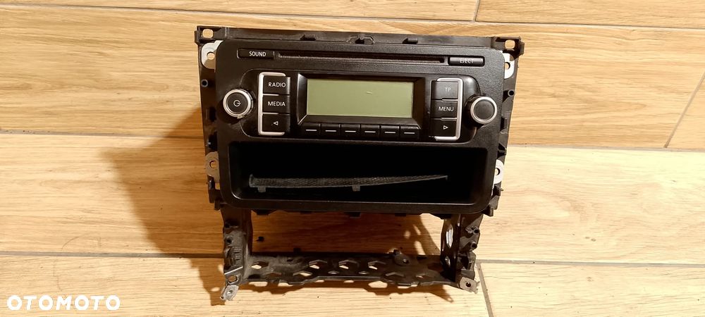 Radio CD Volkswagen Golf VI Polo 6R - 1