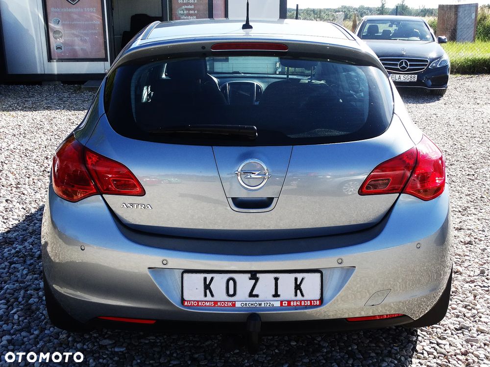 Opel Astra 1.6 Automatik Color Edition - 13