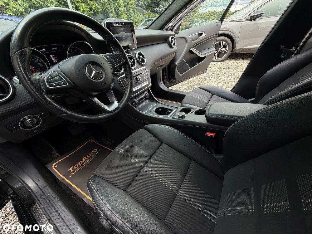 Mercedes-Benz Klasa A 200 7G-DCT Peak Edition - 18