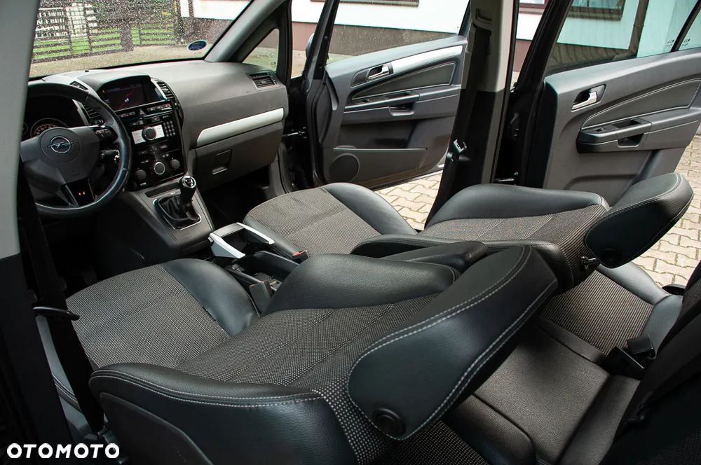 Opel Zafira 1.8 Edition - 30