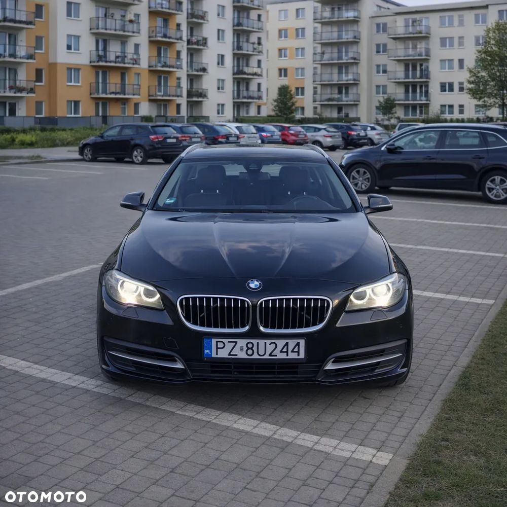 BMW Seria 5 520d xDrive Sport Line - 3