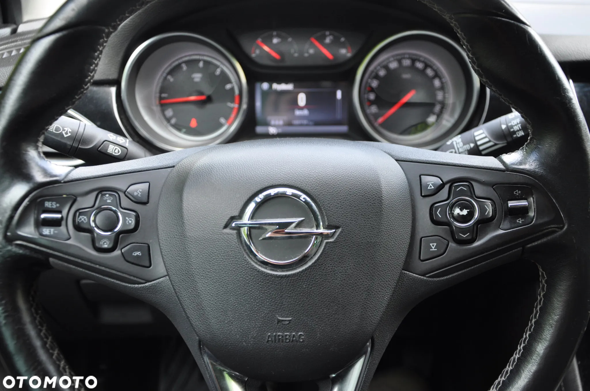Opel Astra 1.4 Turbo Innovation - 22