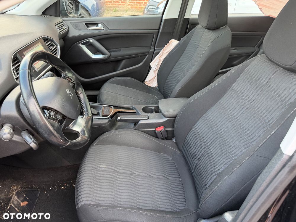 Peugeot 308 - 12