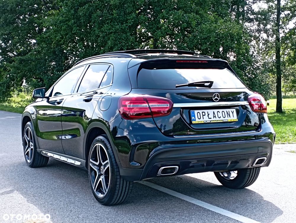 Mercedes-Benz GLA - 19