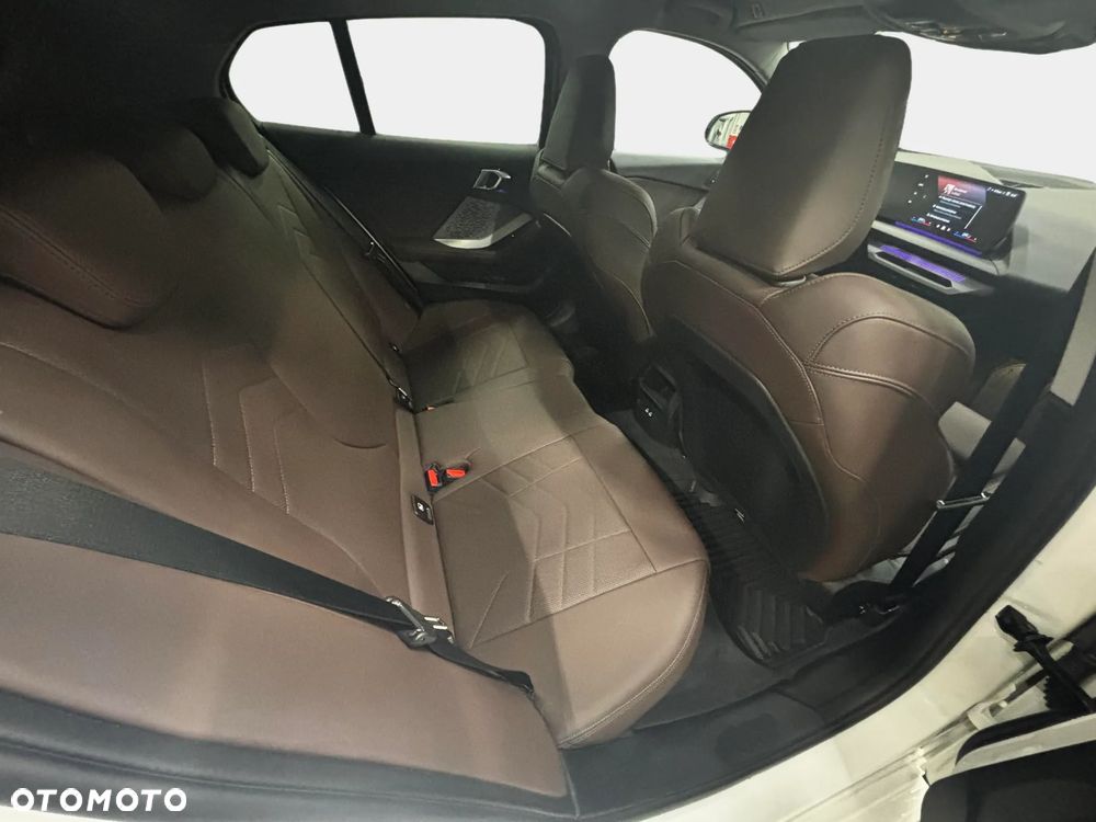 BMW Seria 1 118d M Sport - 14